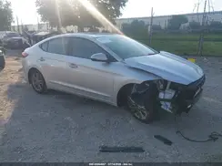 5NPD84LF2JH391691 2018 HYUNDAI ELANTRA