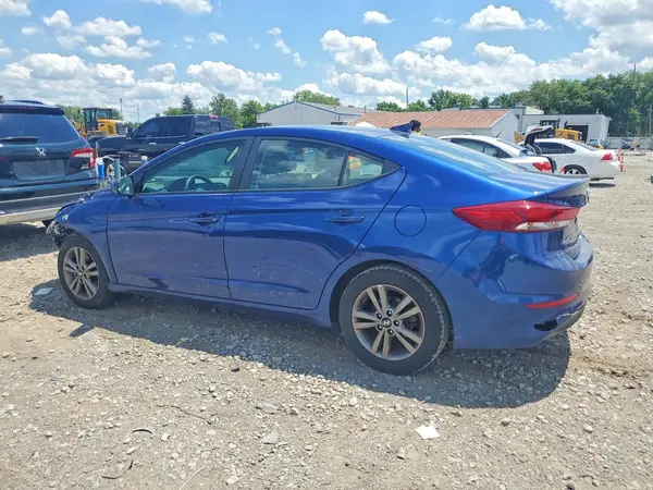5NPD84LF2JH393943 2018 HYUNDAI ELANTRA - Image 2