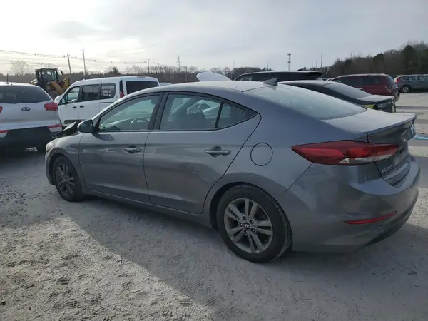 5NPD84LF2JH394199 2018 HYUNDAI ELANTRA - Image 2