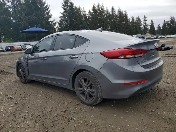 5NPD84LF2JH394445 2018 HYUNDAI ELANTRA - Image 2