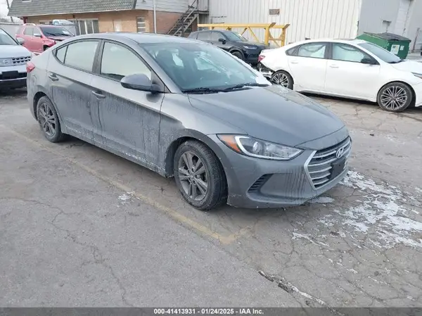 5NPD84LF2JH395000 2018 HYUNDAI ELANTRA - Image 1