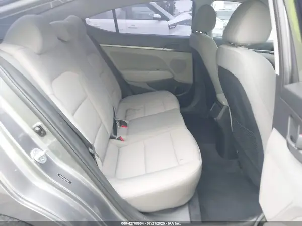 5NPD84LF2JH395059 2018 HYUNDAI ELANTRA - Image 8