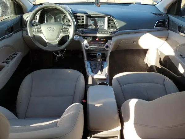 5NPD84LF2JH396485 2018 HYUNDAI ELANTRA - Image 8
