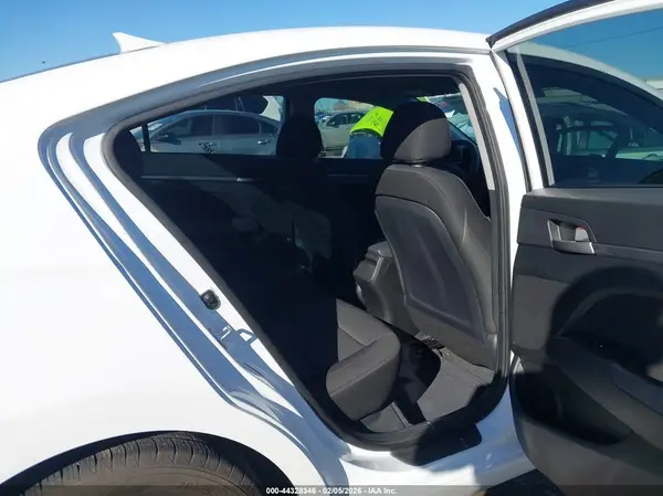 5NPD84LF2JH398768 2018 HYUNDAI ELANTRA - Image 8