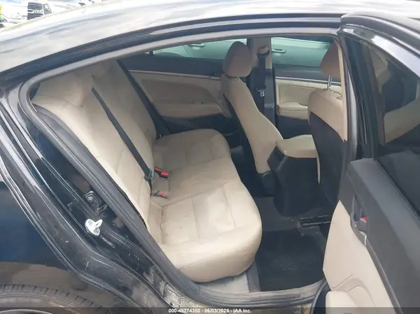 5NPD84LF2JH399113 2018 HYUNDAI ELANTRA - Image 8