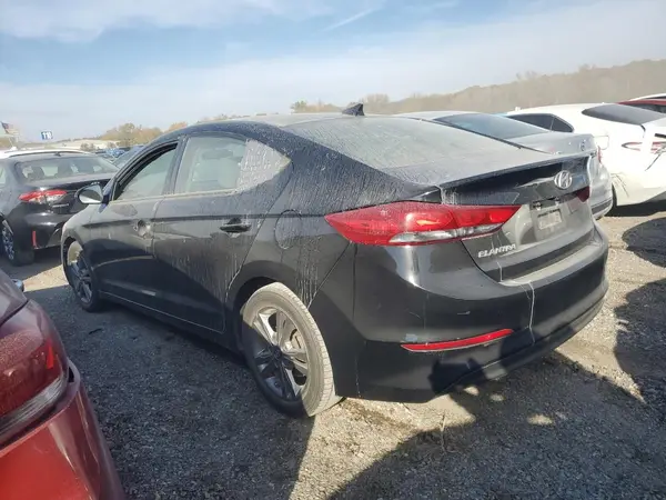 5NPD84LF2JH399919 2018 HYUNDAI ELANTRA - Image 2