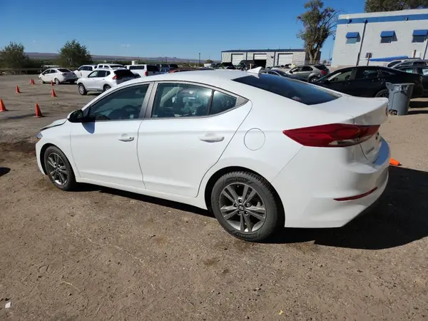 5NPD84LF2JH401510 2018 HYUNDAI ELANTRA - Image 2