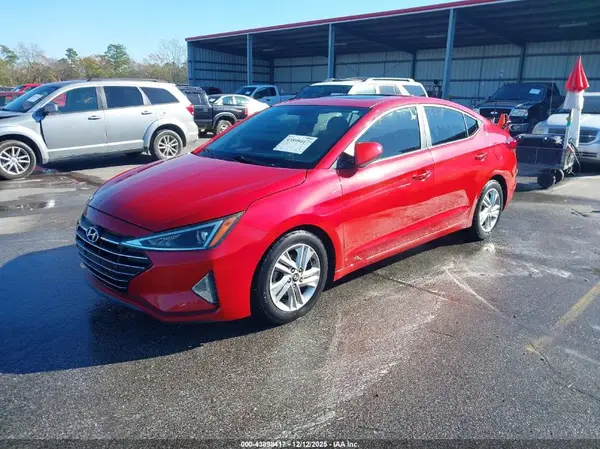 5NPD84LF2KH399940 2019 HYUNDAI ELANTRA - Image 2