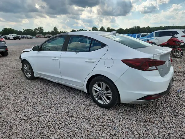 5NPD84LF2KH403923 2019 HYUNDAI ELANTRA - Image 2