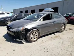 5NPD84LF2KH405588 2019 HYUNDAI ELANTRA