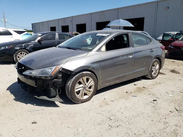5NPD84LF2KH405588 2019 HYUNDAI ELANTRA - Image 1