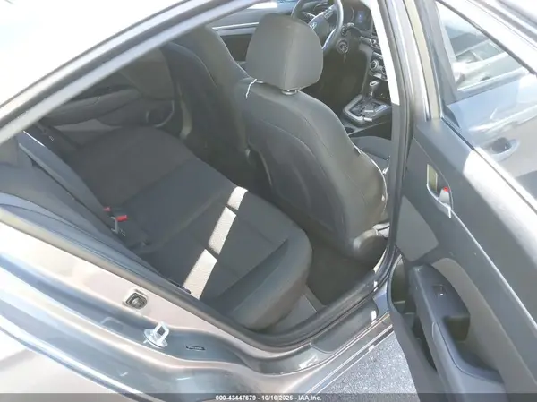 5NPD84LF2KH405591 2019 HYUNDAI ELANTRA - Image 8
