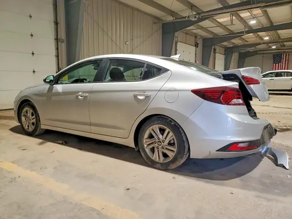 5NPD84LF2KH407907 2019 HYUNDAI ELANTRA - Image 2