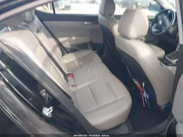 5NPD84LF2KH409432 2019 HYUNDAI ELANTRA - Image 8