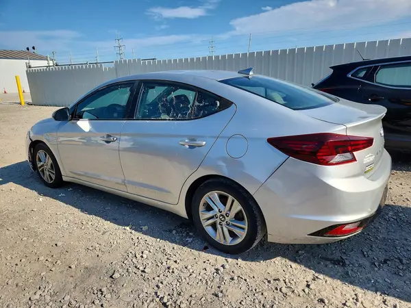 5NPD84LF2KH413142 2019 HYUNDAI ELANTRA - Image 2