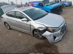 5NPD84LF2KH413951 2019 HYUNDAI ELANTRA