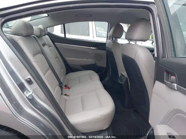 5NPD84LF2KH414940 2019 HYUNDAI ELANTRA - Image 8