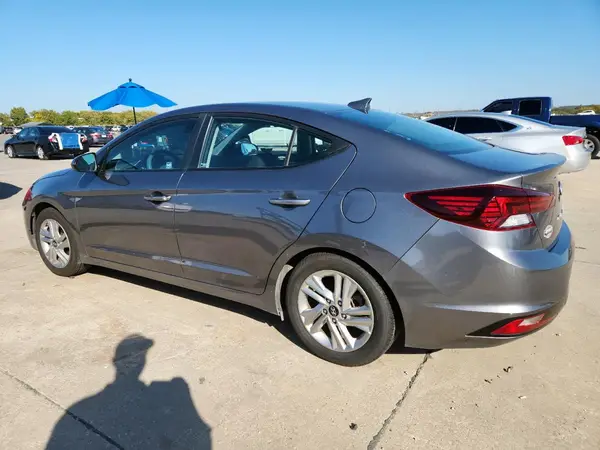 5NPD84LF2KH415926 2019 HYUNDAI ELANTRA - Image 2