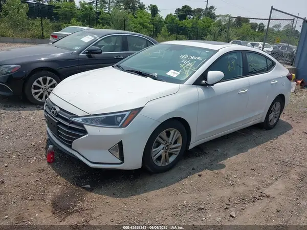 5NPD84LF2KH423606 2019 HYUNDAI ELANTRA - Image 2