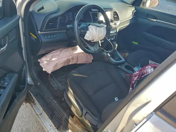 5NPD84LF2KH424027 2019 HYUNDAI ELANTRA - Image 8