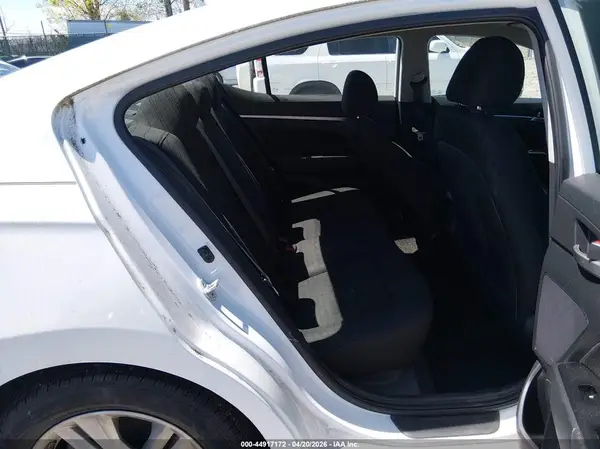 5NPD84LF2KH424898 2019 HYUNDAI ELANTRA - Image 8