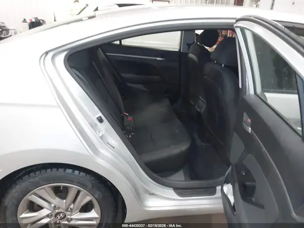 5NPD84LF2KH424951 2019 HYUNDAI ELANTRA - Image 8