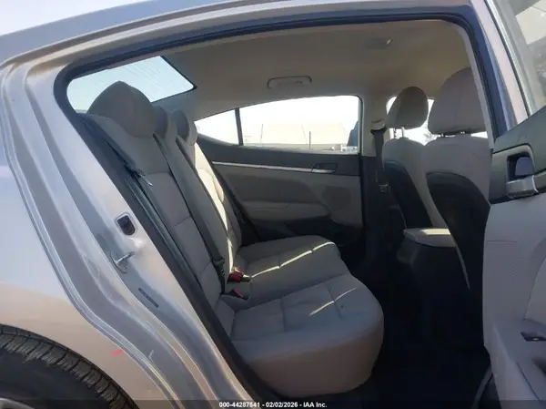5NPD84LF2KH430359 2019 HYUNDAI ELANTRA - Image 8