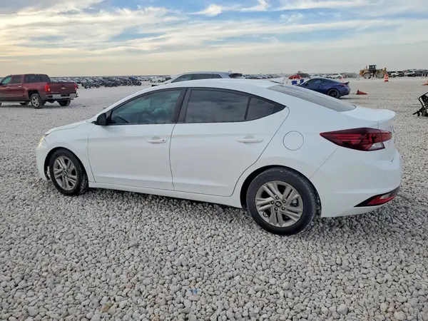 5NPD84LF2KH435660 2019 HYUNDAI ELANTRA - Image 2