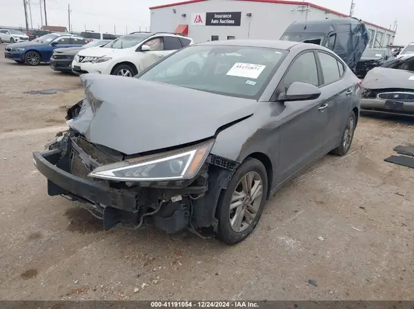5NPD84LF2KH439188 2019 HYUNDAI ELANTRA - Image 2