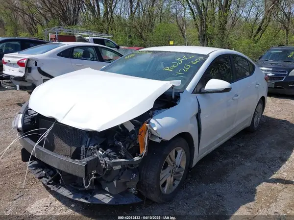 5NPD84LF2KH439918 2019 HYUNDAI ELANTRA - Image 2