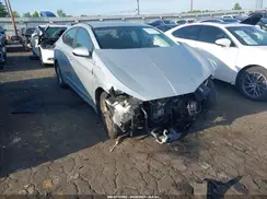 5NPD84LF2KH441569 2019 HYUNDAI ELANTRA
