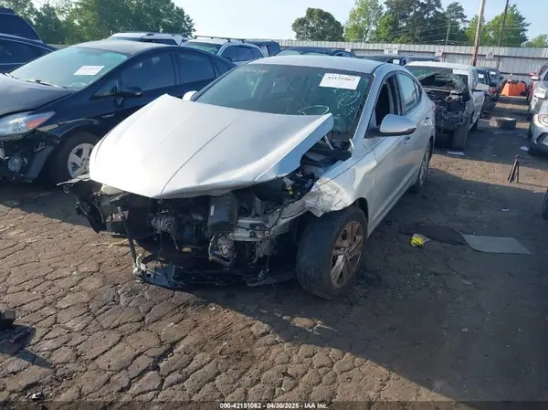 5NPD84LF2KH441569 2019 HYUNDAI ELANTRA - Image 2