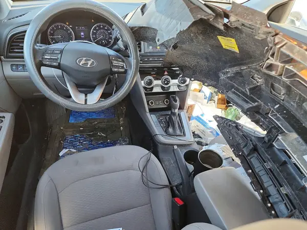 5NPD84LF2KH443158 2019 HYUNDAI ELANTRA - Image 8
