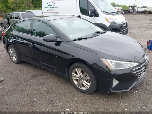 5NPD84LF2KH443953 2019 HYUNDAI ELANTRA - Image 1
