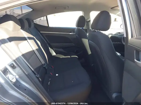 5NPD84LF2KH445797 2019 HYUNDAI ELANTRA - Image 8
