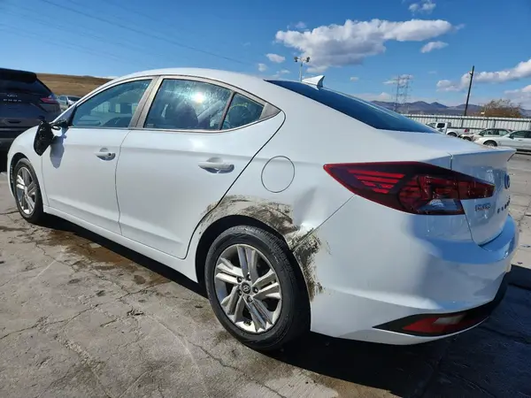5NPD84LF2KH447193 2019 HYUNDAI ELANTRA - Image 2