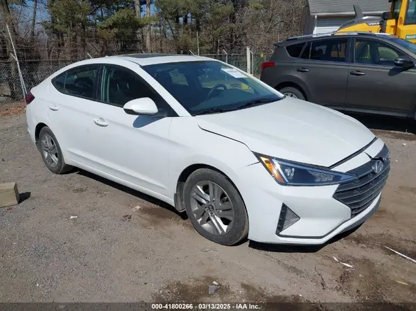 5NPD84LF2KH457710 2019 HYUNDAI ELANTRA - Image 1