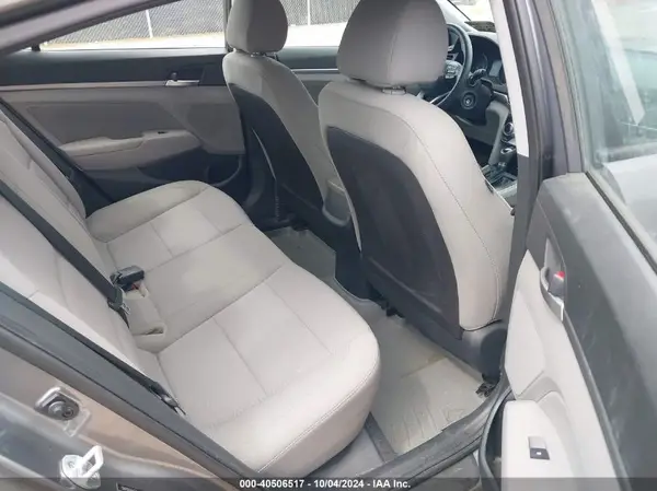 5NPD84LF2KH459554 2019 HYUNDAI ELANTRA - Image 8