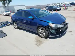 5NPD84LF2KH463510 2019 HYUNDAI ELANTRA