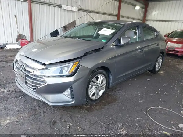 5NPD84LF2KH465449 2019 HYUNDAI ELANTRA - Image 2