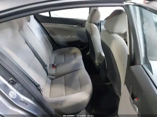 5NPD84LF2KH465449 2019 HYUNDAI ELANTRA - Image 8