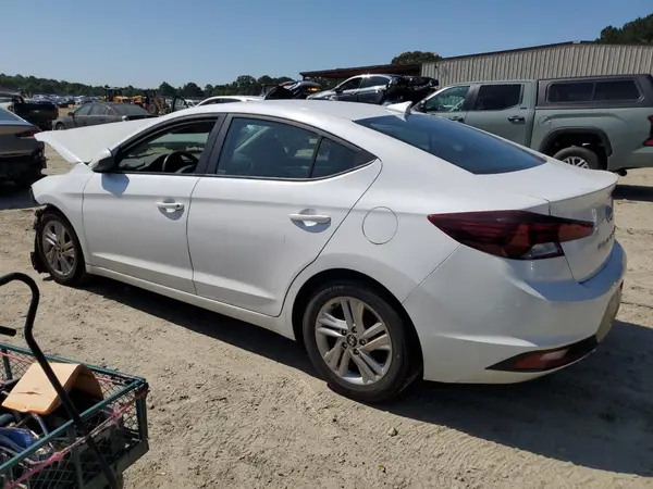 5NPD84LF2KH467914 2019 HYUNDAI ELANTRA - Image 2