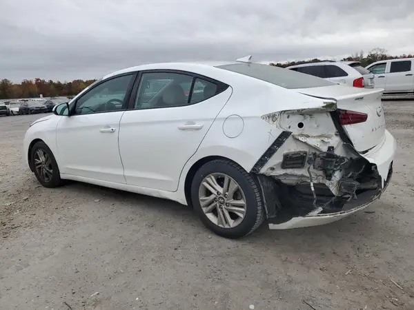 5NPD84LF2KH470456 2019 HYUNDAI ELANTRA - Image 2