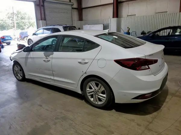 5NPD84LF2KH476838 2019 HYUNDAI ELANTRA - Image 2