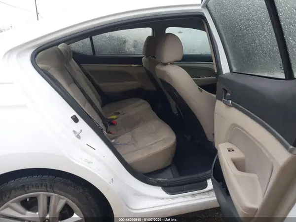 5NPD84LF2KH477214 2019 HYUNDAI ELANTRA - Image 8