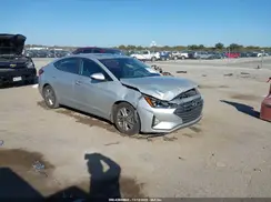 5NPD84LF2KH479707 2019 HYUNDAI ELANTRA