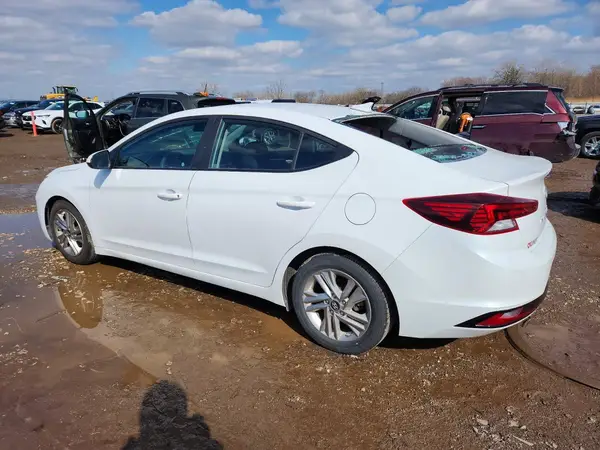 5NPD84LF2KH480310 2019 HYUNDAI ELANTRA - Image 2