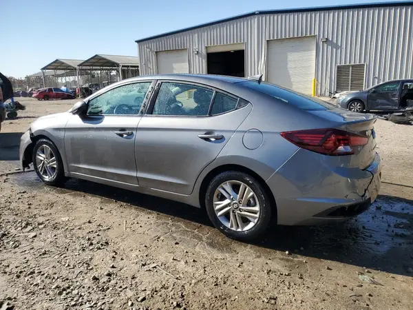 5NPD84LF2KH480646 2019 HYUNDAI ELANTRA - Image 2