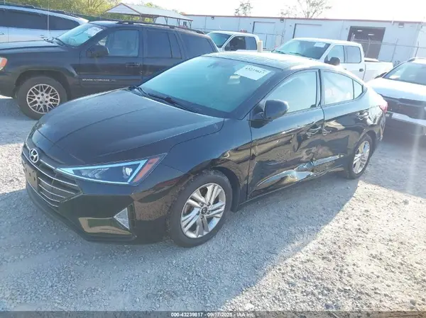 5NPD84LF2KH484339 2019 HYUNDAI ELANTRA - Image 2
