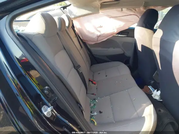 5NPD84LF2KH484339 2019 HYUNDAI ELANTRA - Image 8